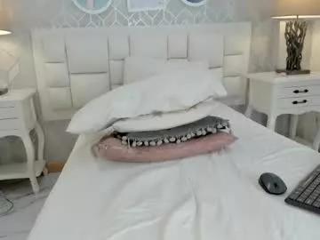 selene_phillips from Chaturbate is Freechat