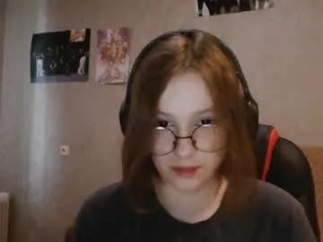 silky_glow_star_patpat from Chaturbate is Freechat