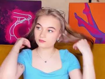 softgllitch from Chaturbate is Freechat