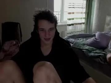 sosaguillypleasure from Chaturbate is Freechat