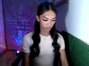 ur_dazzlingmorenaxx from Chaturbate is Freechat