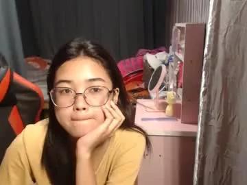 urlovelychinita from Chaturbate is Freechat