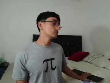 versatileguuy from Chaturbate is Freechat