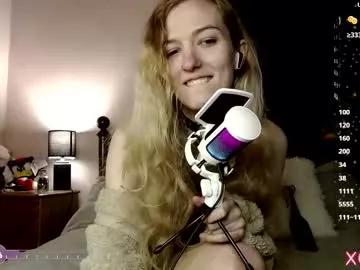 xelliee_rosex from Chaturbate is Freechat