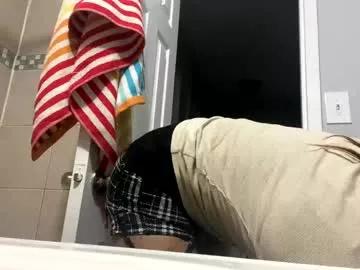 yelladaniella from Chaturbate