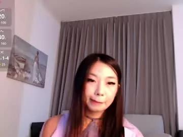 yoonipooni from Chaturbate