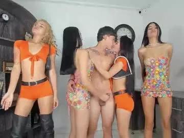 your__dolls from Chaturbate is Freechat