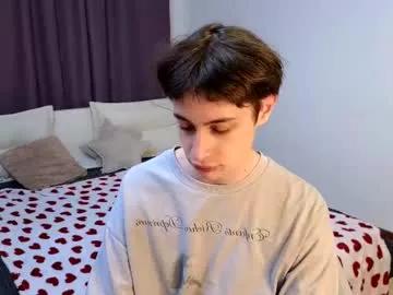yung_randal from Chaturbate is Freechat