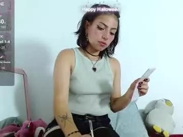 zara_floresxx from Chaturbate is Freechat