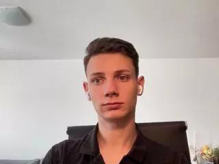 charles_collins from Flirt4Free is Freechat