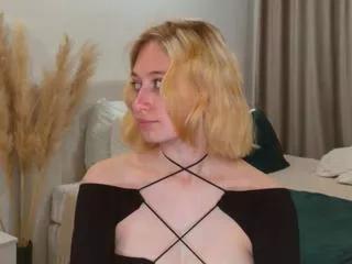 may_whity from Flirt4Free is Freechat