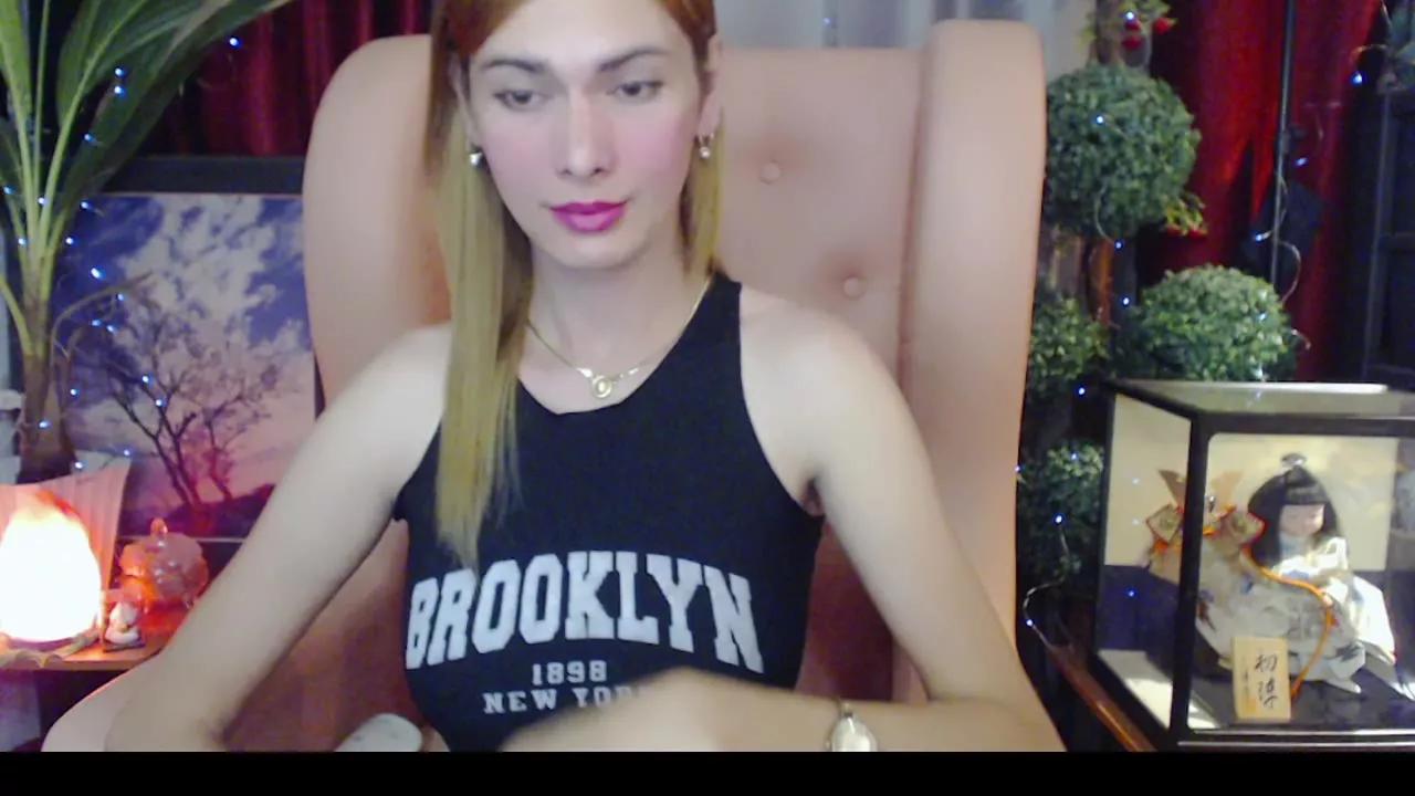 PrettyYoungModelTS from Streamray is Freechat