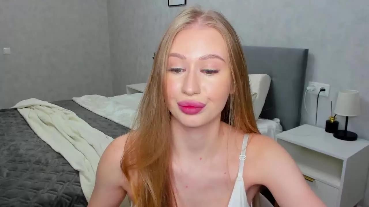ViolettaBrown from Streamray is Freechat