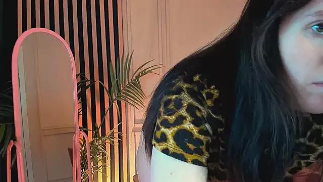 _LunaMirana_ from StripChat is Freechat