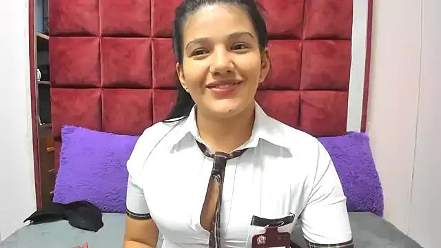 AANGELADIAZZ from StripChat is Freechat