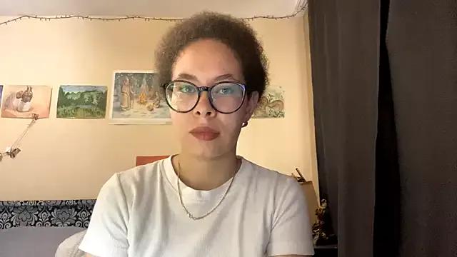 adelina_rich from StripChat is Freechat