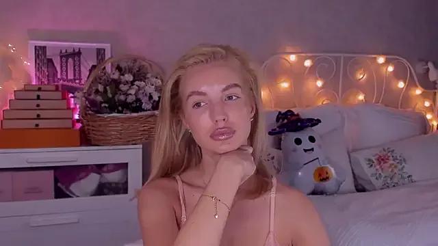 aestetick from StripChat is Freechat