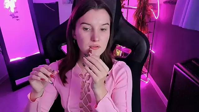 AgataWillis from StripChat is Freechat