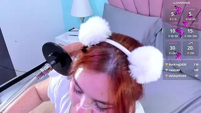 alana_glasses from StripChat is Freechat