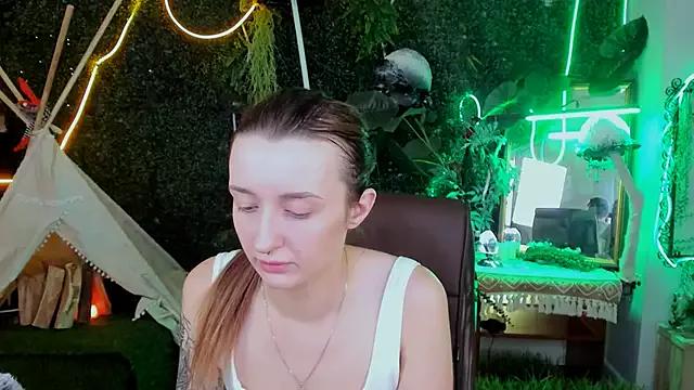 AliceLids from StripChat is Freechat