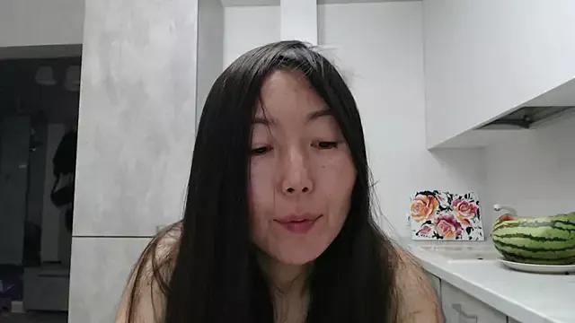 AlikaMoon from StripChat is Freechat