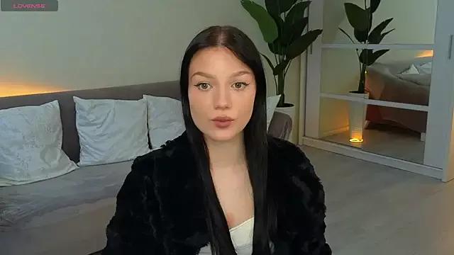 AlisaWallace from StripChat is Freechat