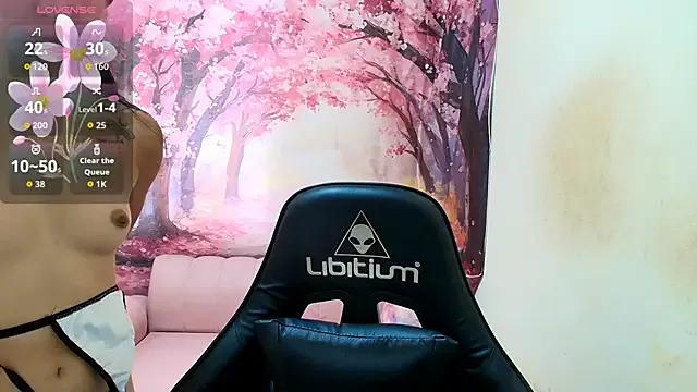 alison_20hornyy from StripChat is Freechat