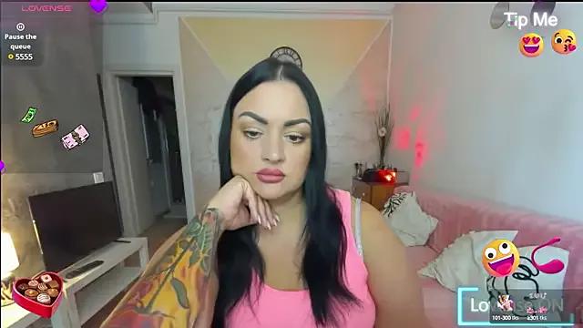 AliTemptress from StripChat is Freechat