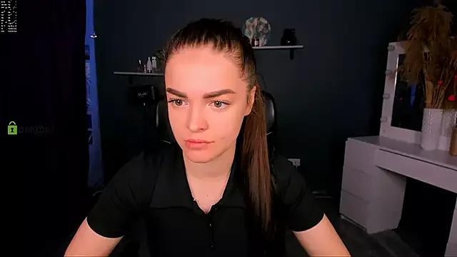 allison_black_ from StripChat is Freechat