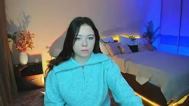 AlluringLookk from StripChat is Freechat