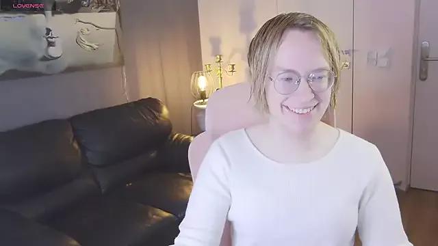 Amanda_Butlerr from StripChat is Freechat