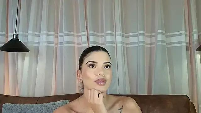 Ameliadickens from StripChat is Freechat