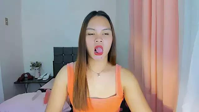 ameliamaureen from StripChat is Freechat
