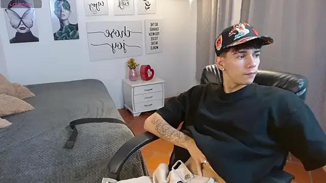 AmethystShadow17 from StripChat is Freechat