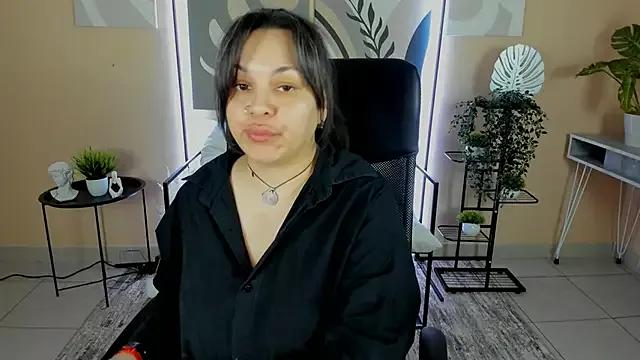 AmiraDevill from StripChat is Freechat