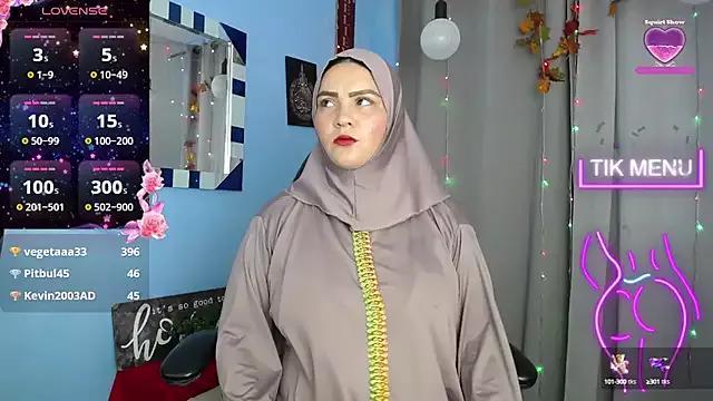 AmiraFalu_ from StripChat is Freechat