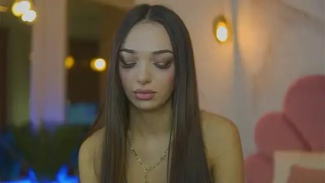 AmiraVeyl from StripChat is Freechat