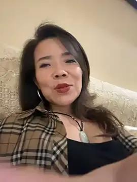 anna_yngs from StripChat is Freechat