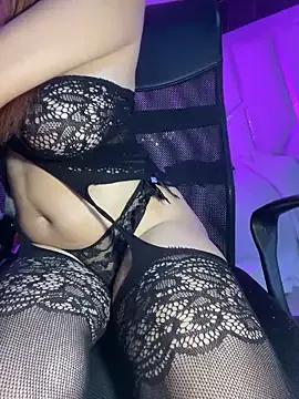 AnnbellaRosse from StripChat is Freechat