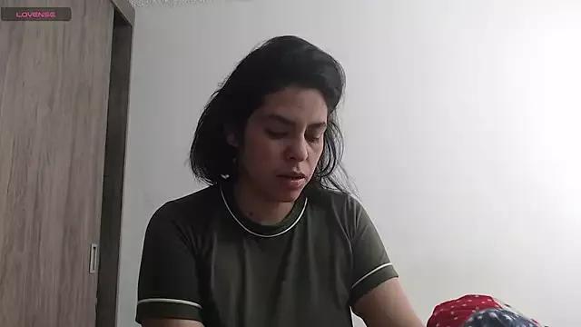 Anne_purple from StripChat is Freechat