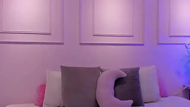 Anniee_Muller from StripChat is Freechat