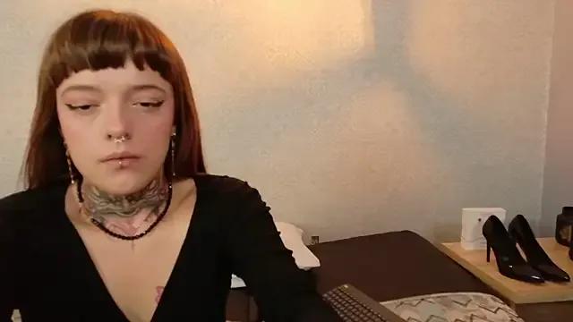 AnnyAndRoman from StripChat is Freechat