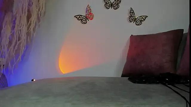ari_rouse from StripChat is Freechat
