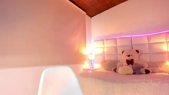 AriannaSweet_ from StripChat is Freechat