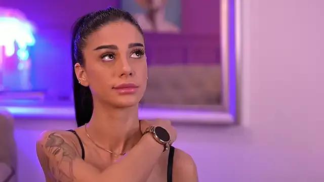 ArinaCarter from StripChat is Freechat