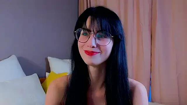 ArlineJanik from StripChat is Freechat