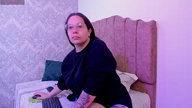 Ashley_Monroe from StripChat is Freechat