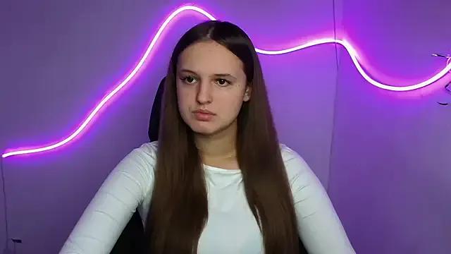Aurora_White from StripChat is Freechat