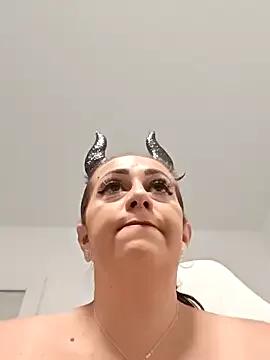 AvaNastyMilf from StripChat is Freechat