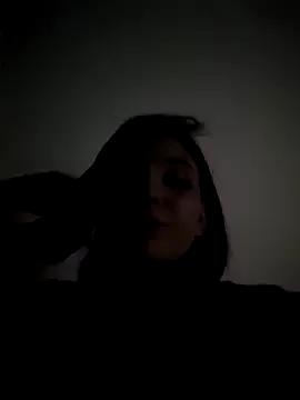Avery-- from StripChat is Freechat